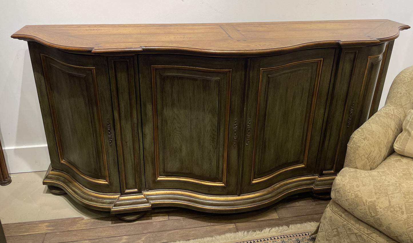 French Country Sideboard with 2 Keys (56RW9C)