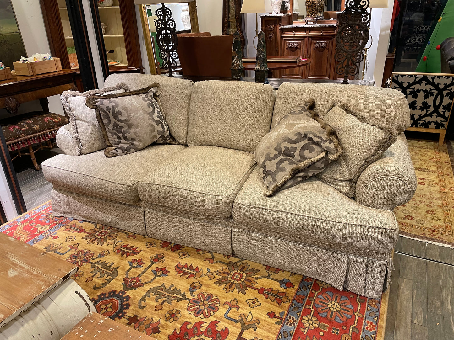 Custom Merchandise Mart Tweed Sofa (8G7WRK)