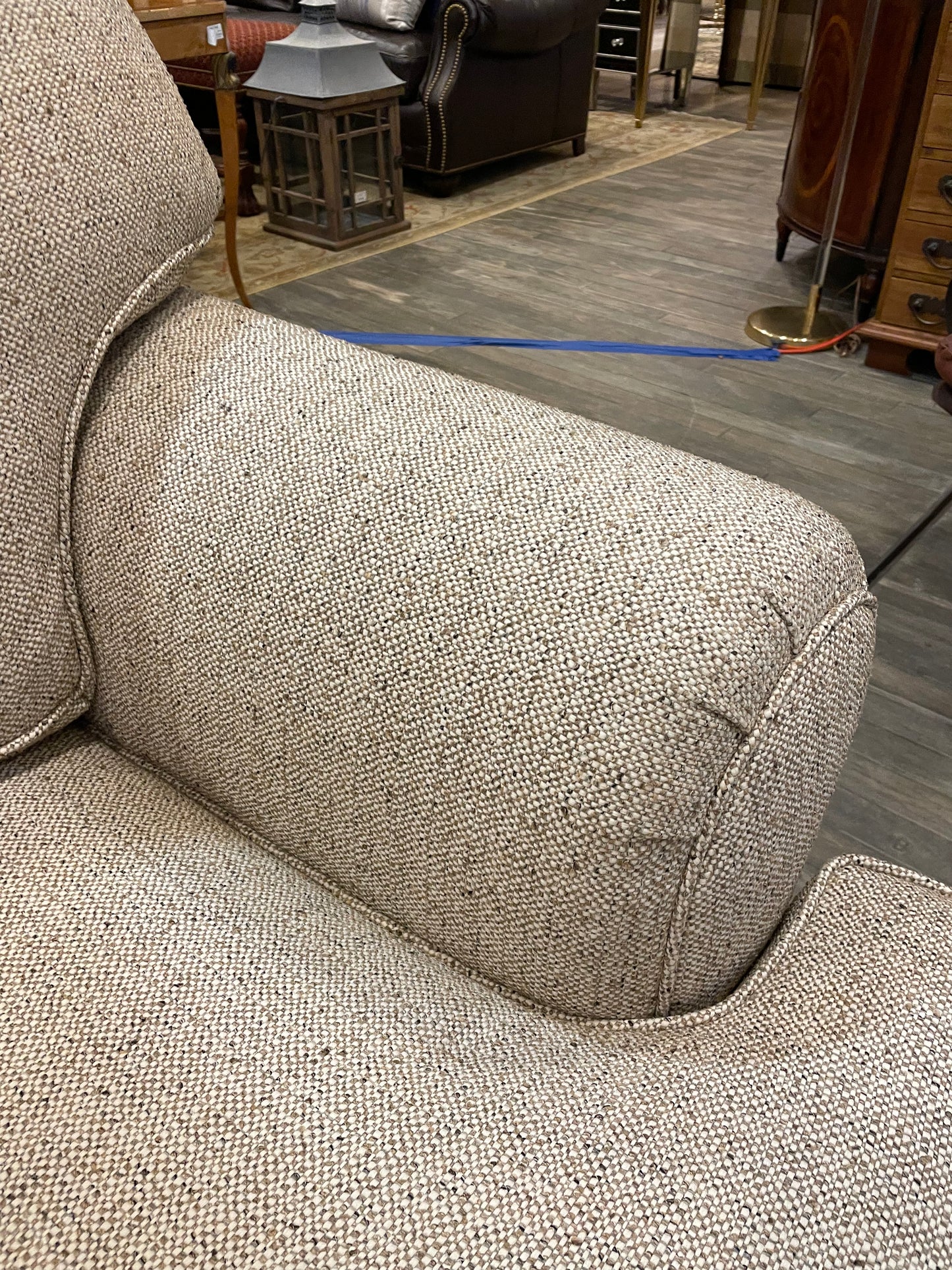 Custom Merchandise Mart Tweed Sofa (8G7WRK)