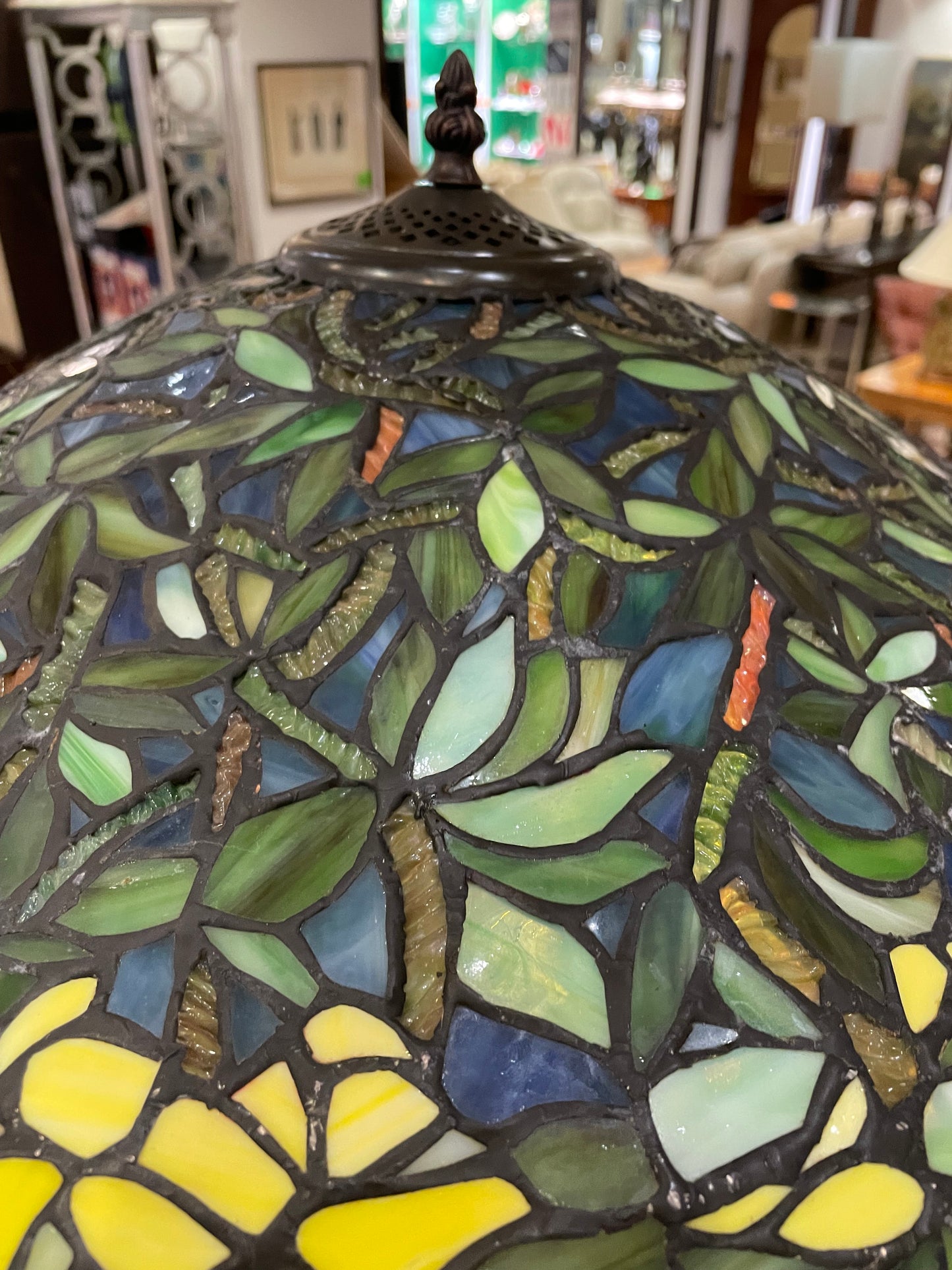 Meyda Tiffany Reproduction Wisteria Lamp (YFDD24)