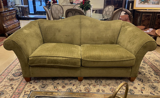 Stickley Camelback Loveseat AS IS (C37YXW)