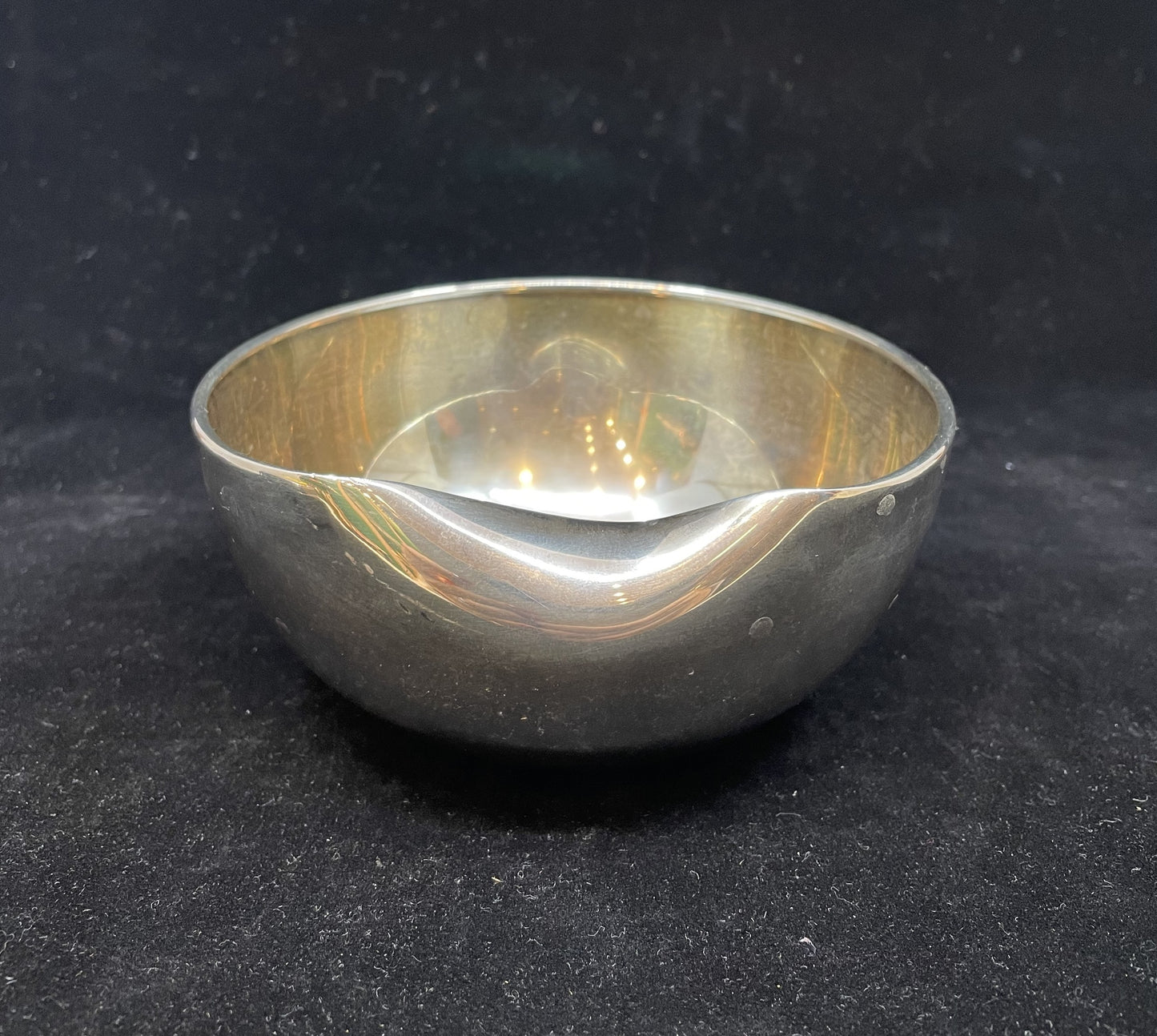 Tiffany and Co Elsa Peretti Thumbprint Bowl (3V7HQZ)