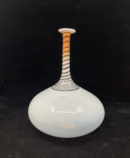 Kosta Boda "Spirit Vase" #40132 (KL1YUN)