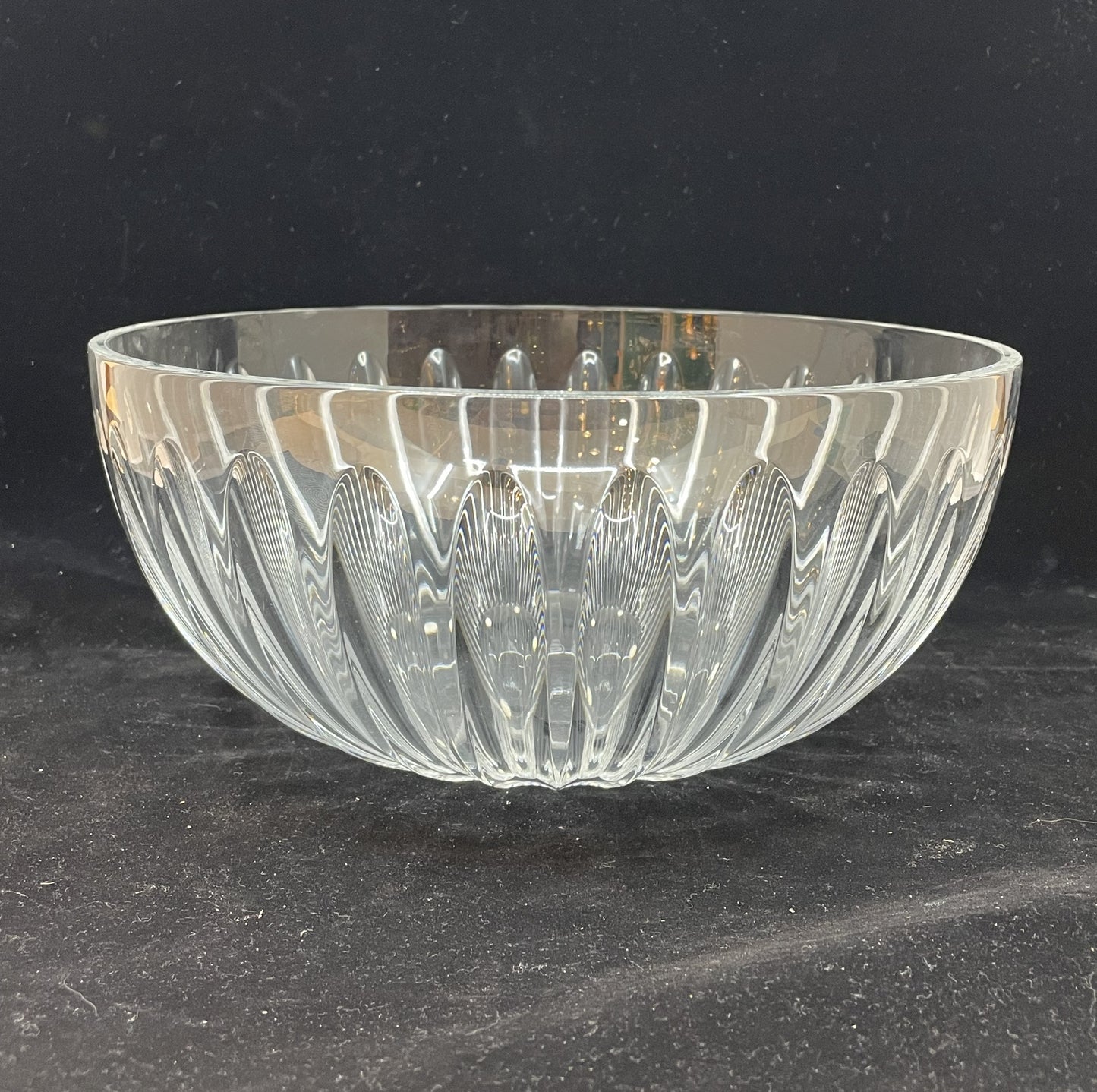 Baccarat Fluted Center Bowl (5XYX8B)