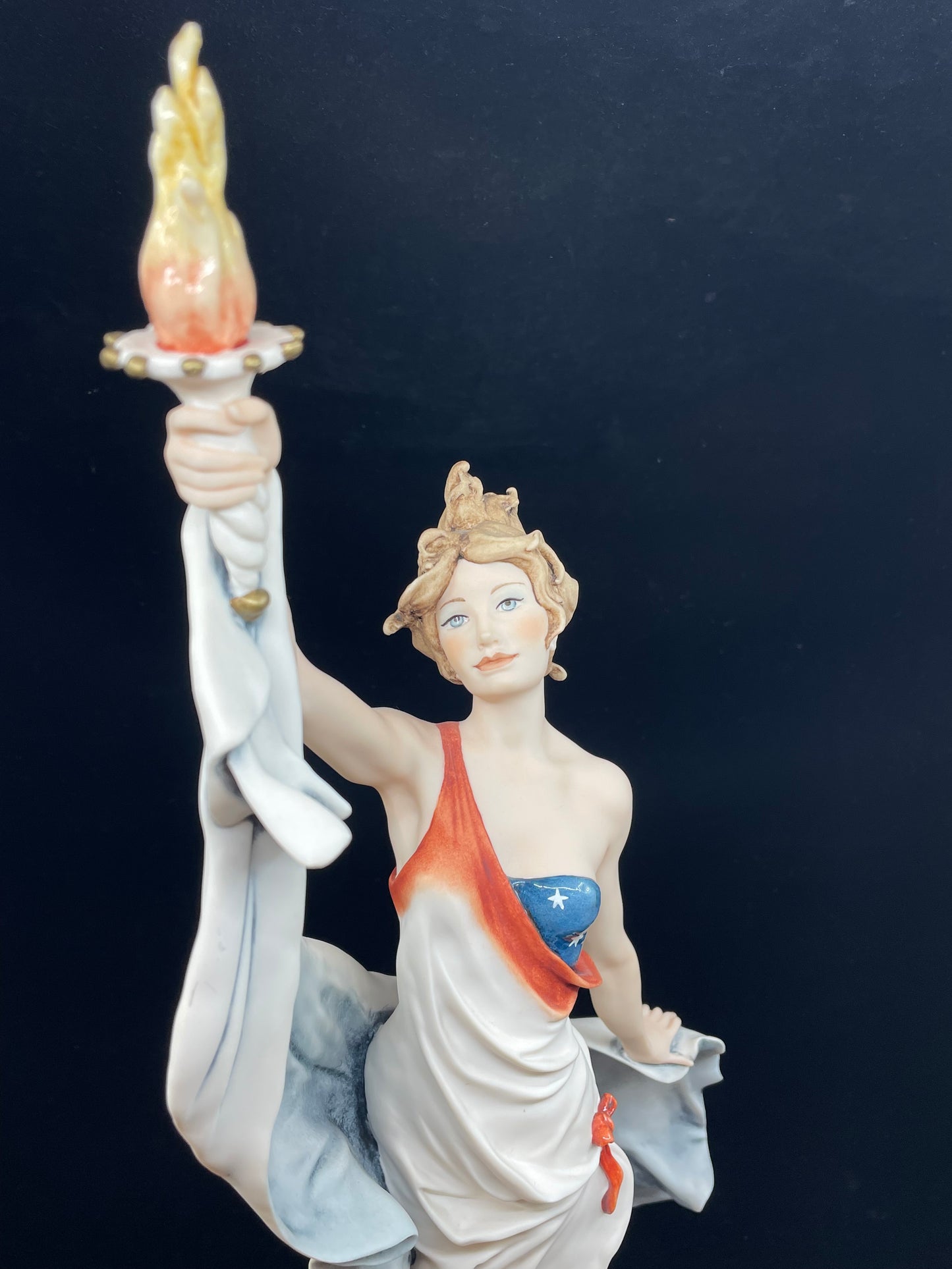 Armani "Lady Liberty" Figurine (74NYBV)