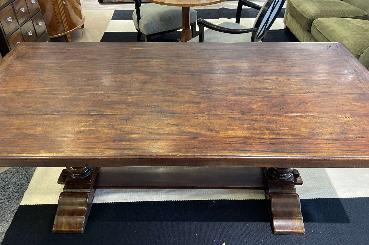 Theodore Alexander "Castle Bromwich" Dining Table (F1JPWF)