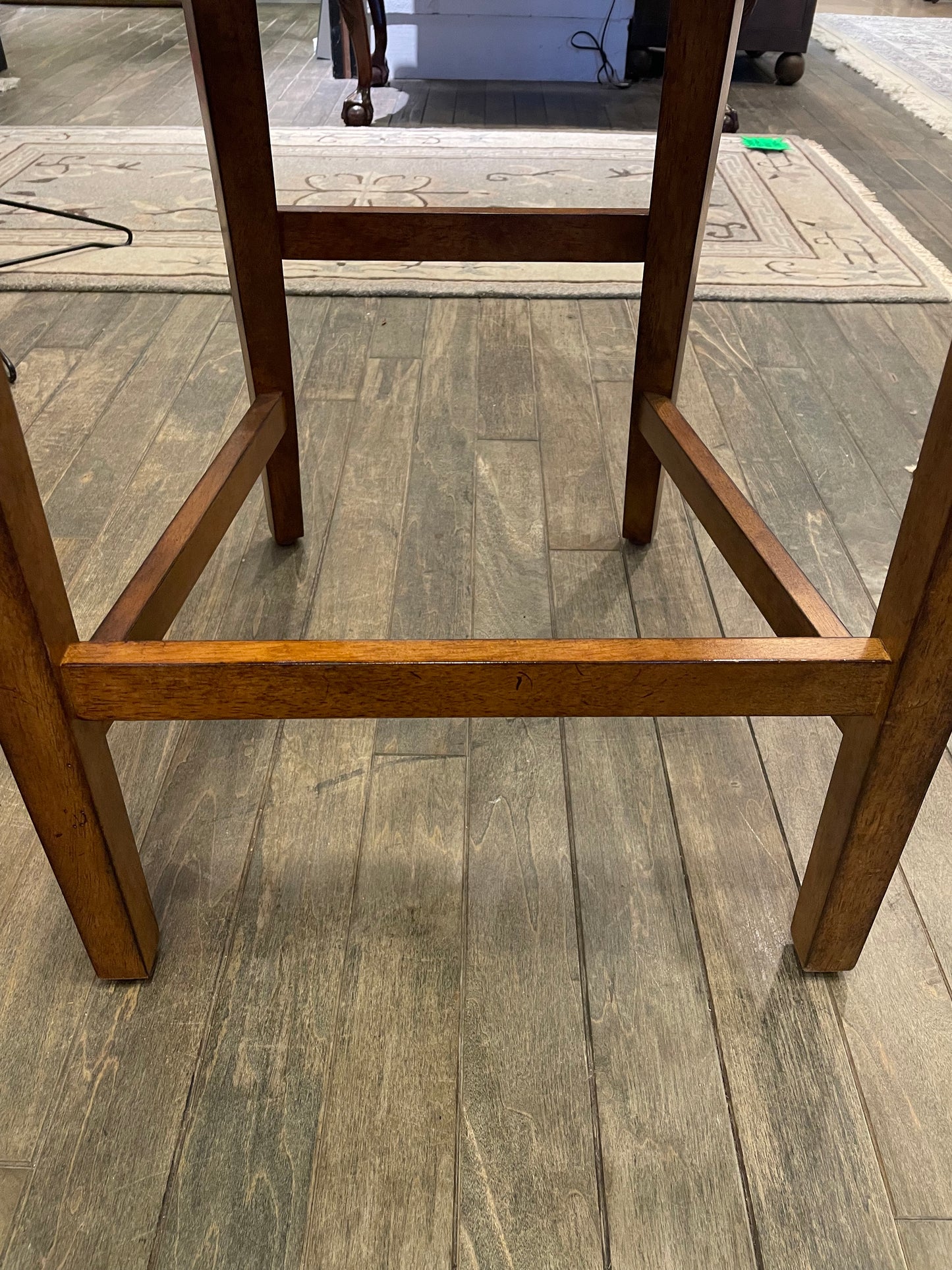 Ethan Allen Pub Table and 4 Chairs AS IS (HTUC8B)