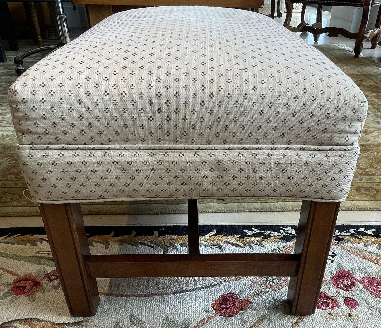 Lane Furniture Ottoman AS IS (HJT3QG)