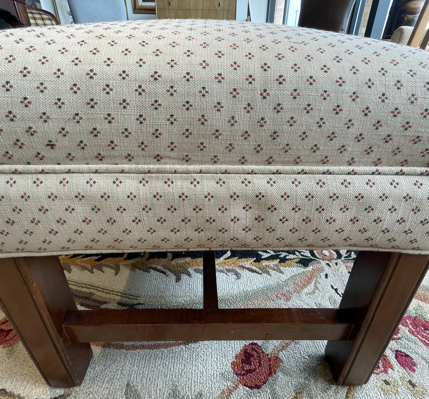 Lane Furniture Ottoman AS IS (HJT3QG)