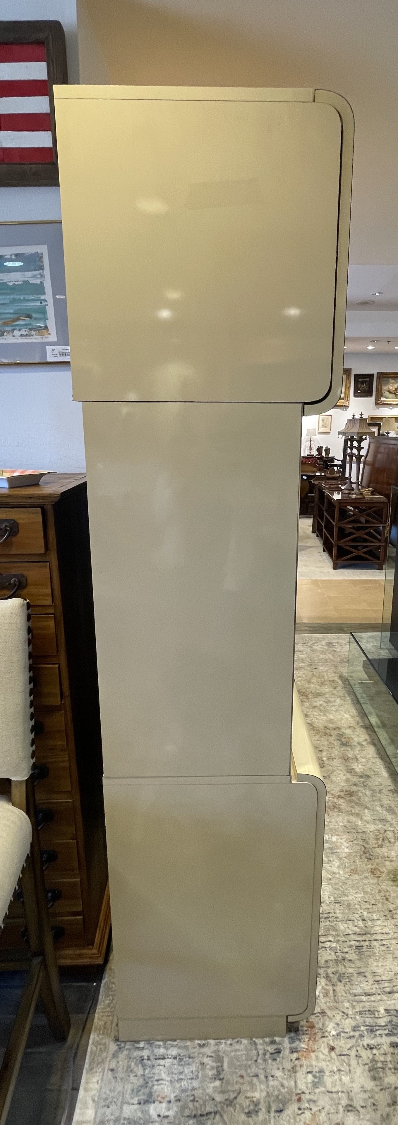 Dillingham Crème Post Modern Bar Cabinet (C6NVYY)