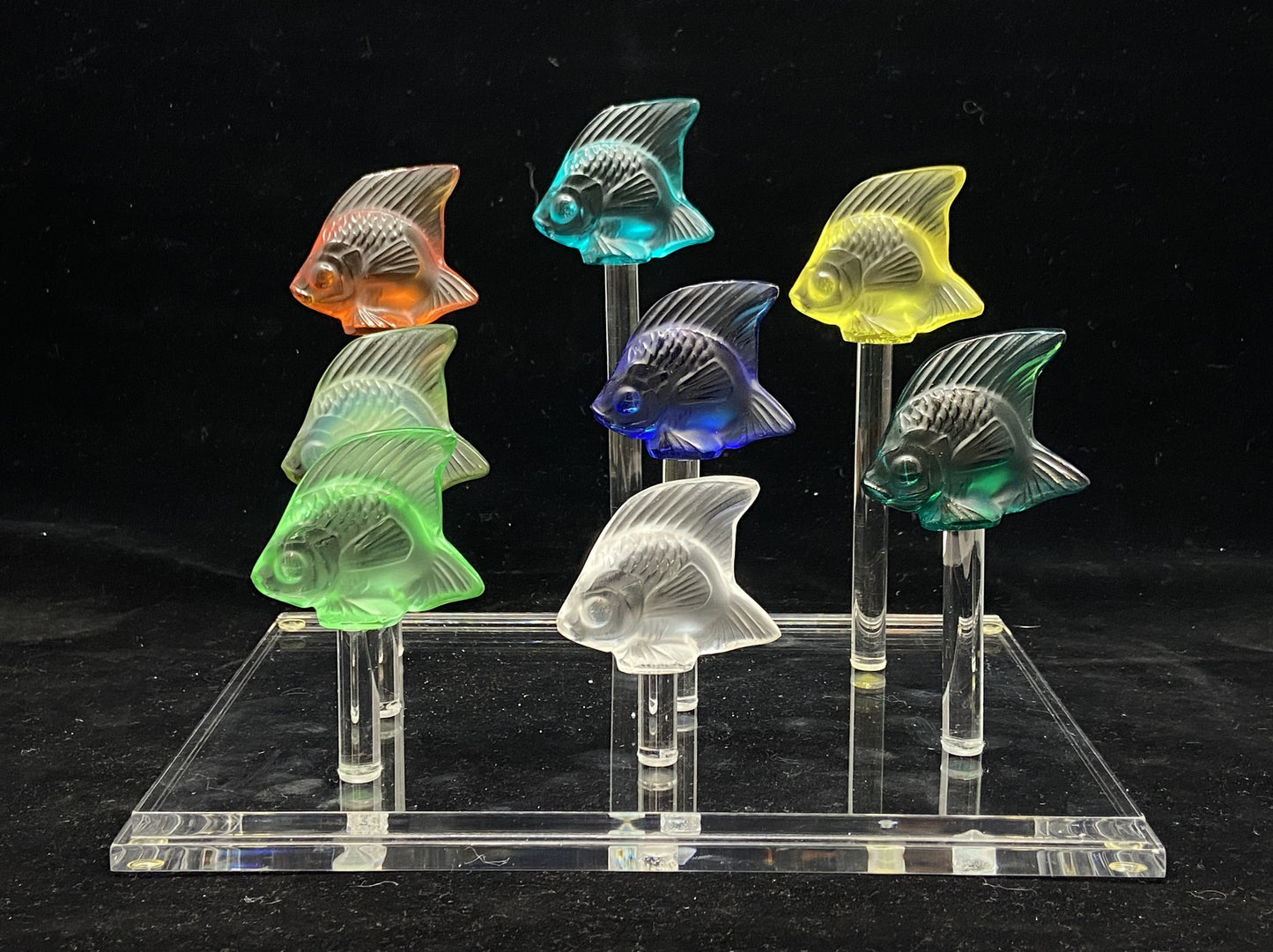 Lalique 8 Fish in Aquarium (8BNZNP)