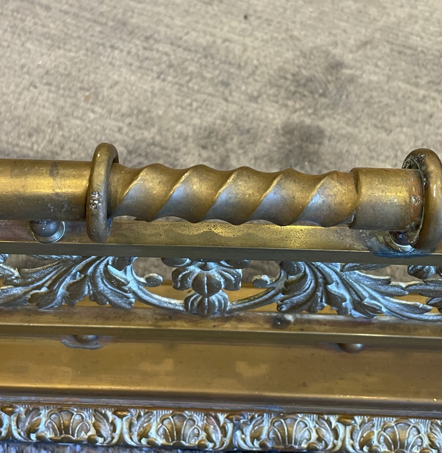 French Brass Fireplace Bumper AS IS (00Y004)