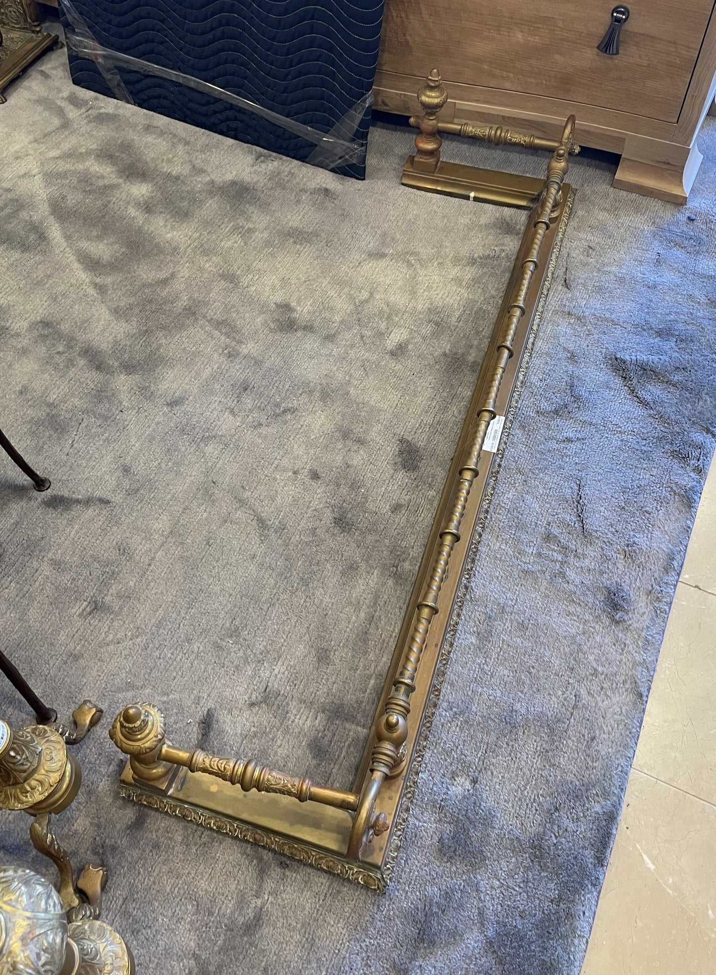 French Brass Fireplace Bumper AS IS (00Y004)