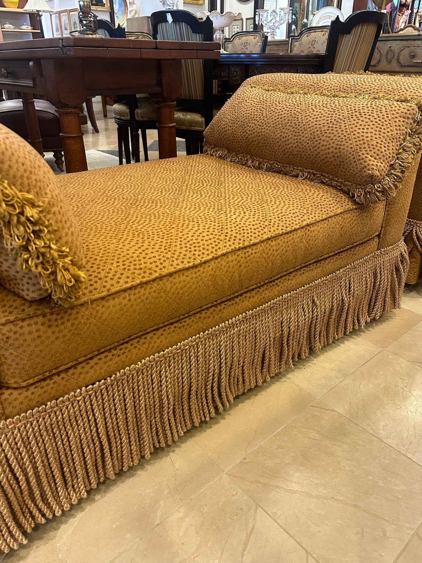 Lane Thaddeus Gold Two-Arm Bench with Fringe (S2ZWKC)