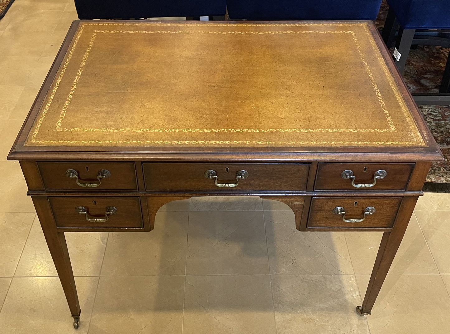 Edwardian Style Leather Top Writing Desk (8CAHP5)