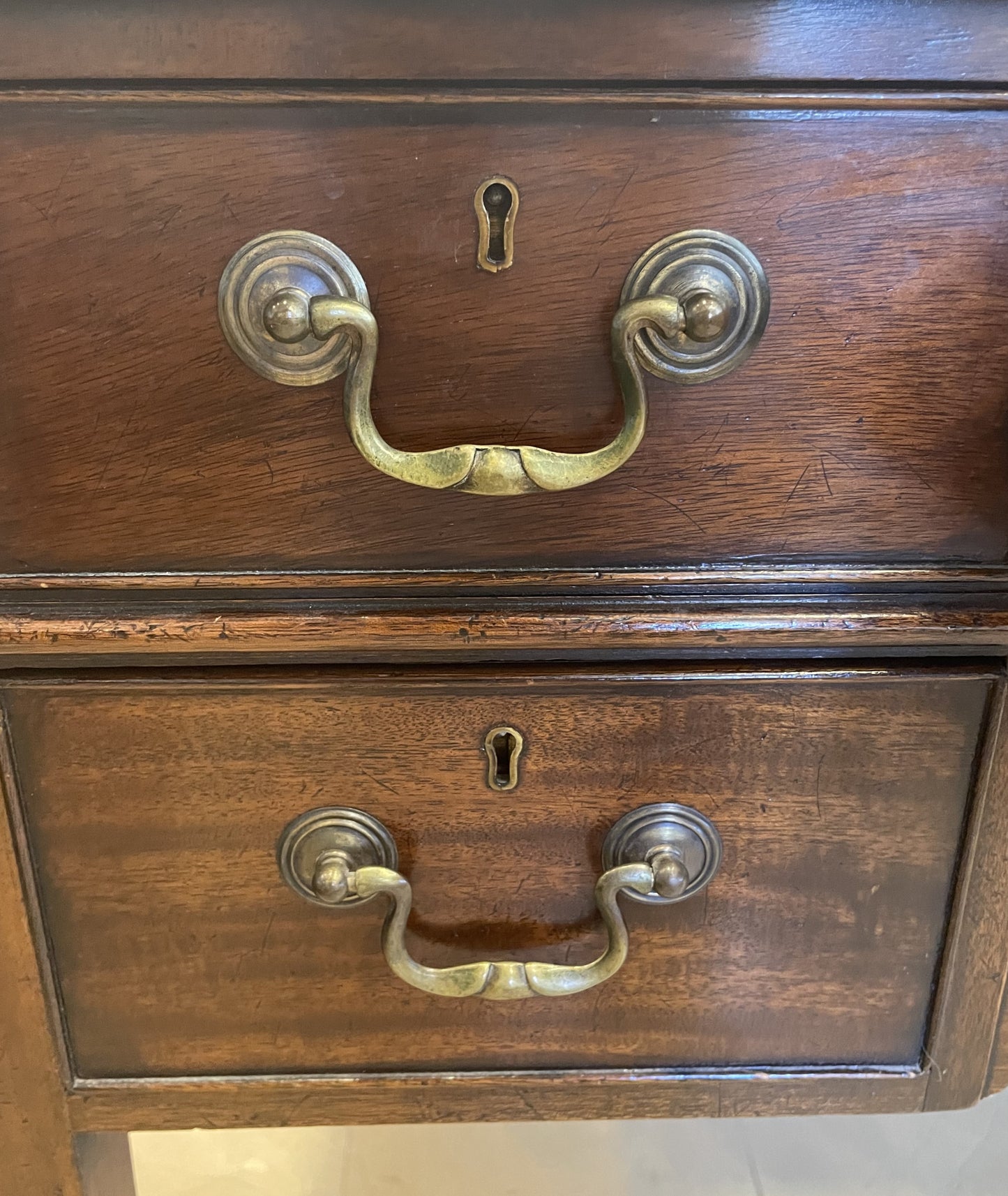 Edwardian Style Leather Top Writing Desk (8CAHP5)