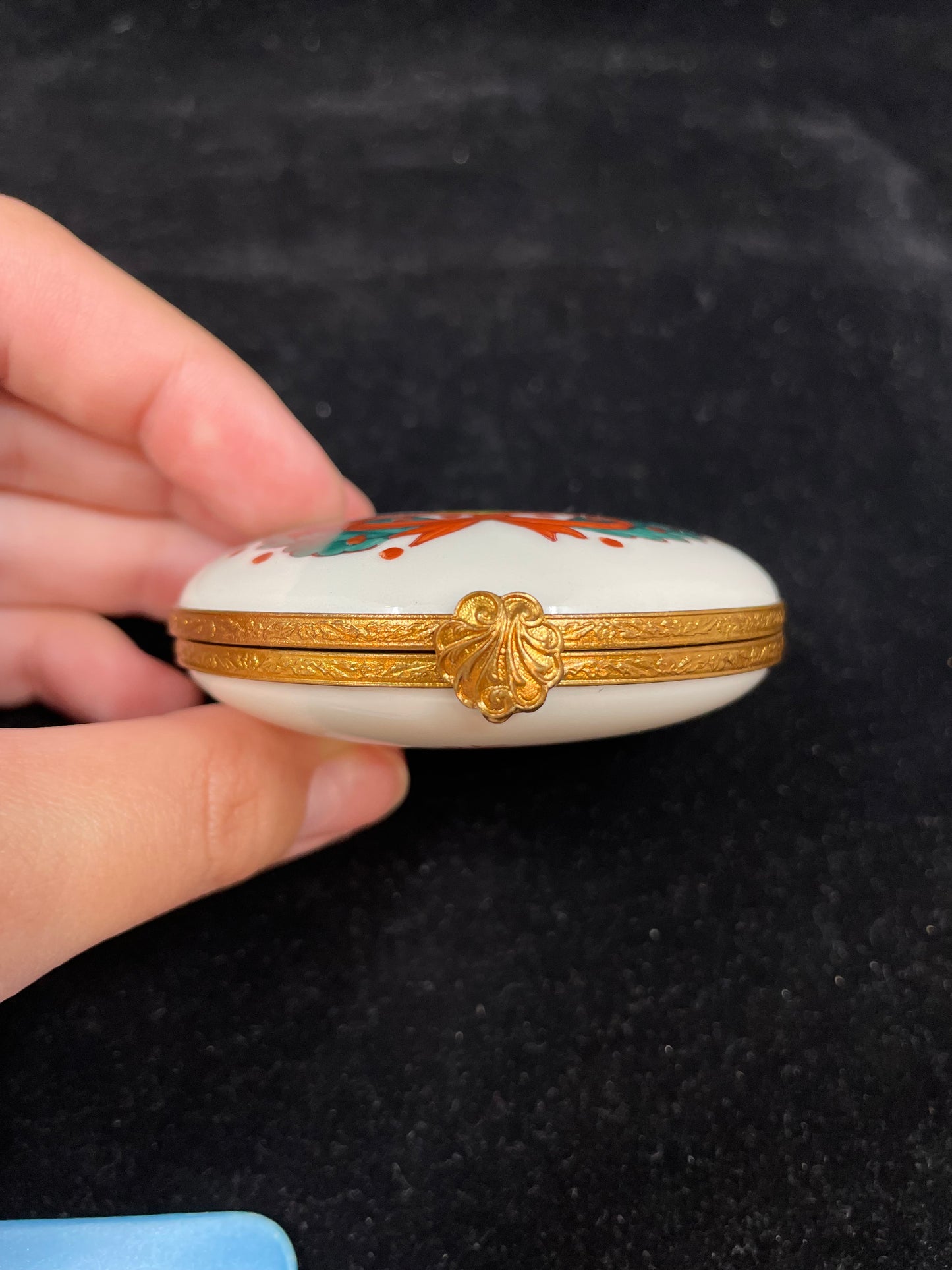 Limoges Wreath Trinket Box (DLZD9R)