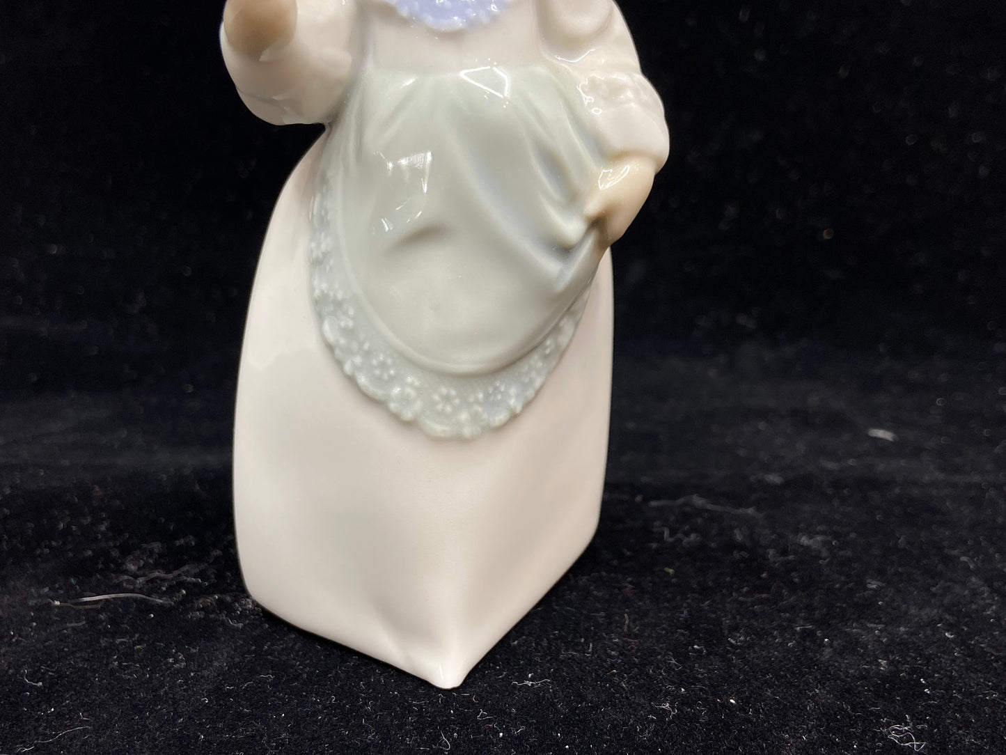 Lladro Mrs. Clause Ornament #5939 (UQL2YS)