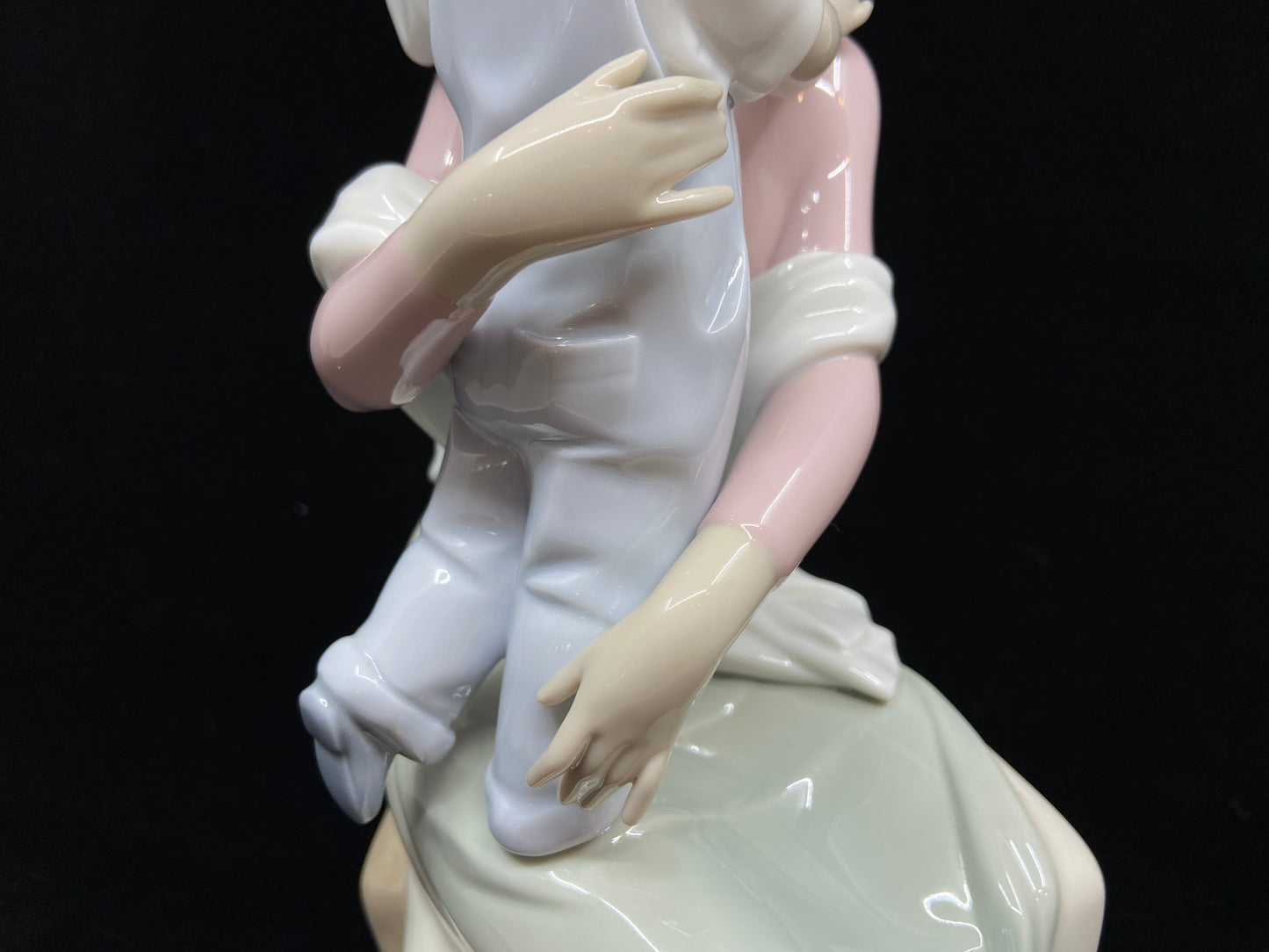 Lladro A Mother's Love Mother and Child 6634 (BS3W89)