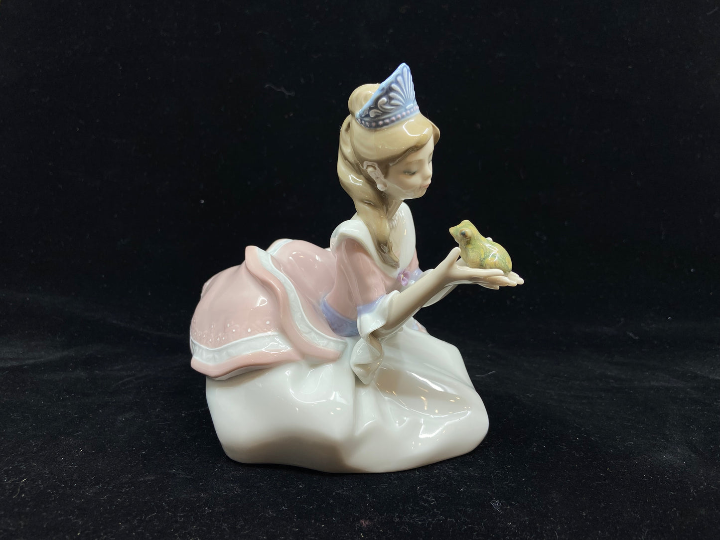 Lladro Princess and the Frog 2013-19 (EZAVBN)