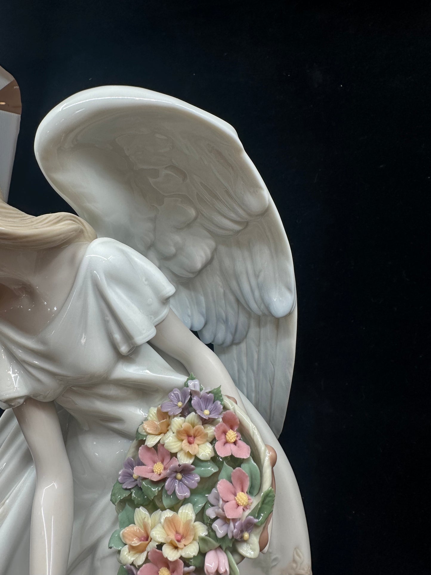 Lladro Flowers of Peace #1867 AS IS (GJUBGA)