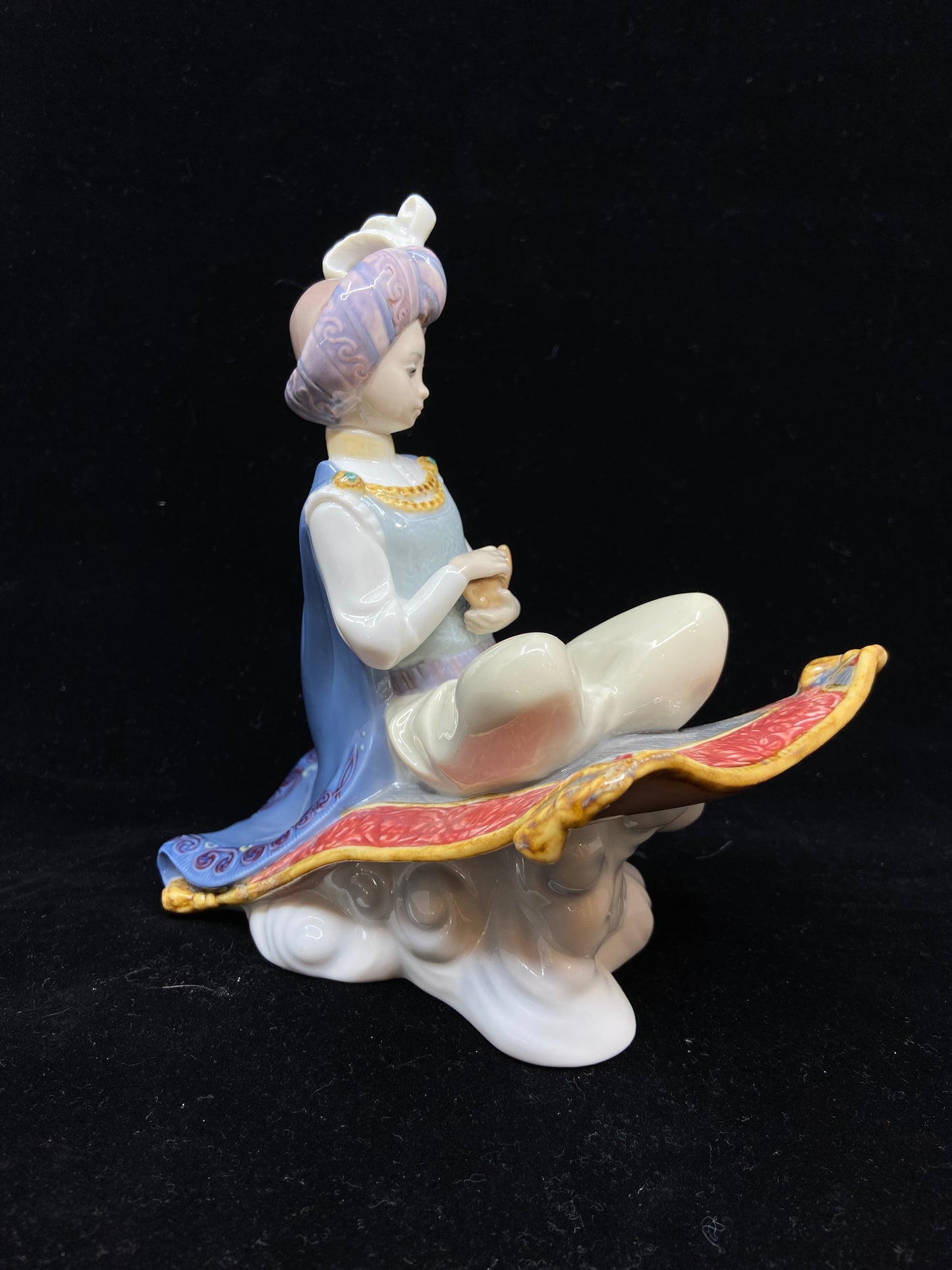 Lladro #8532 Aladdin (531GB4)