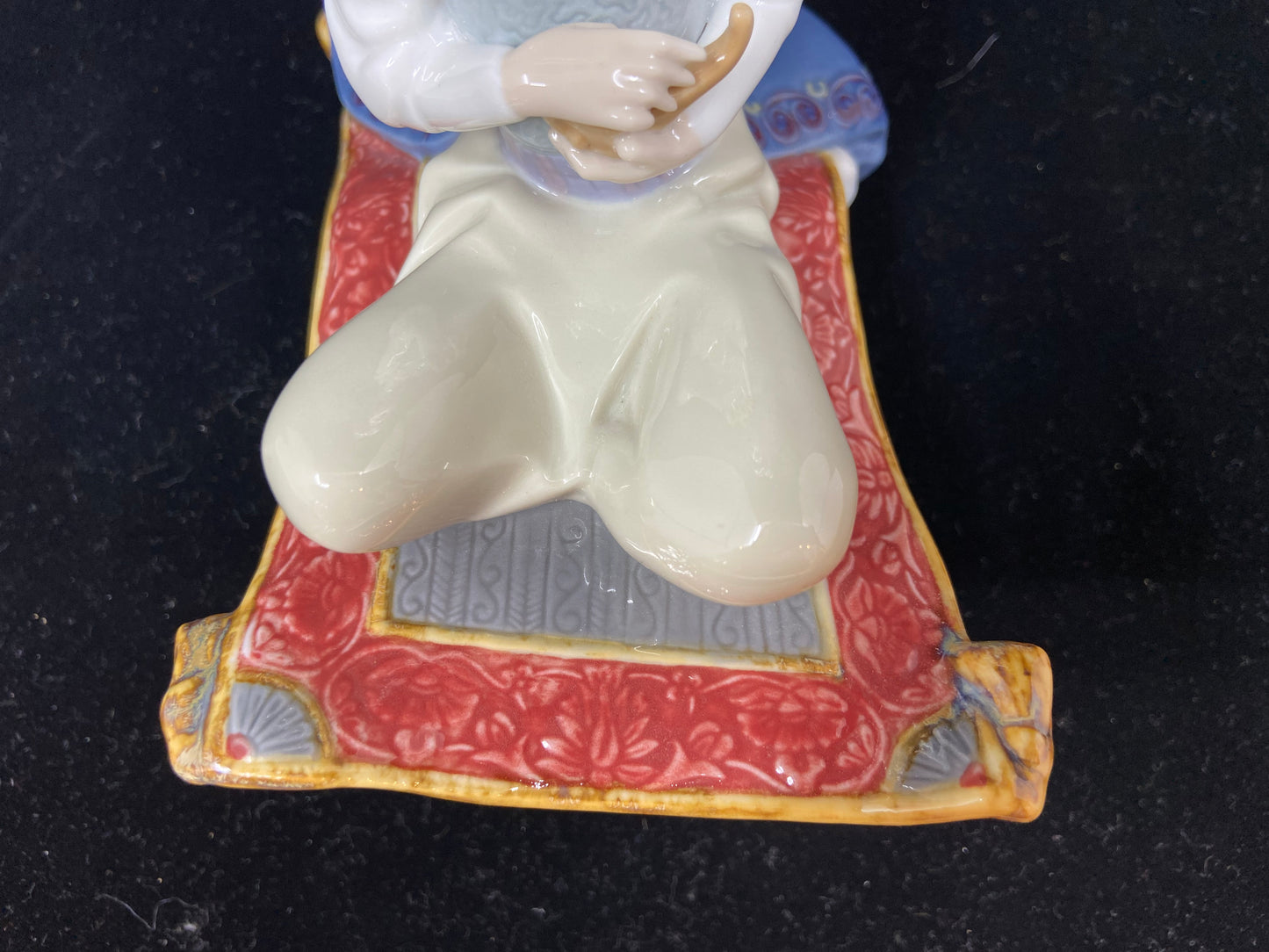 Lladro #8532 Aladdin (531GB4)