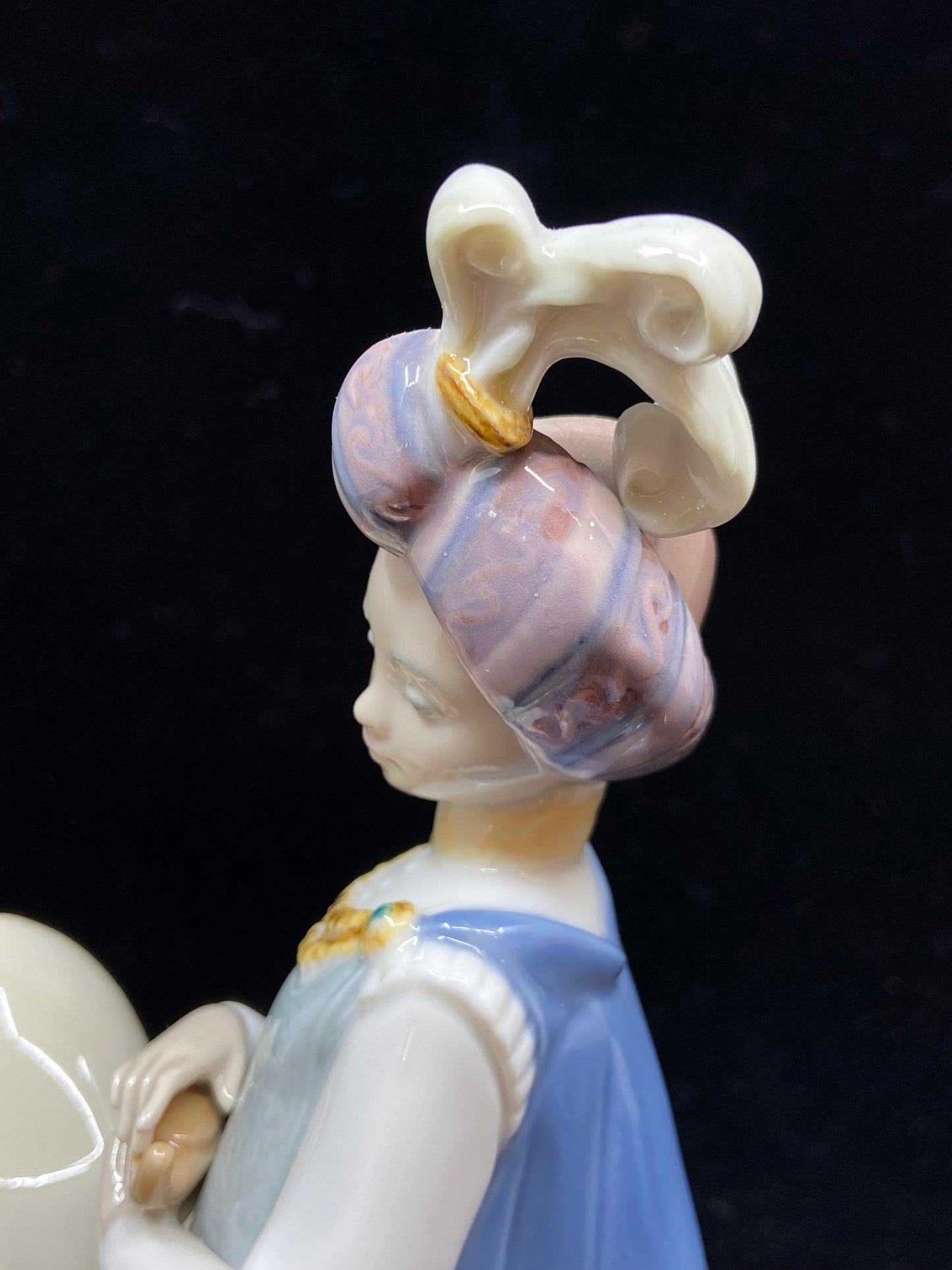 Lladro #8532 Aladdin (531GB4)