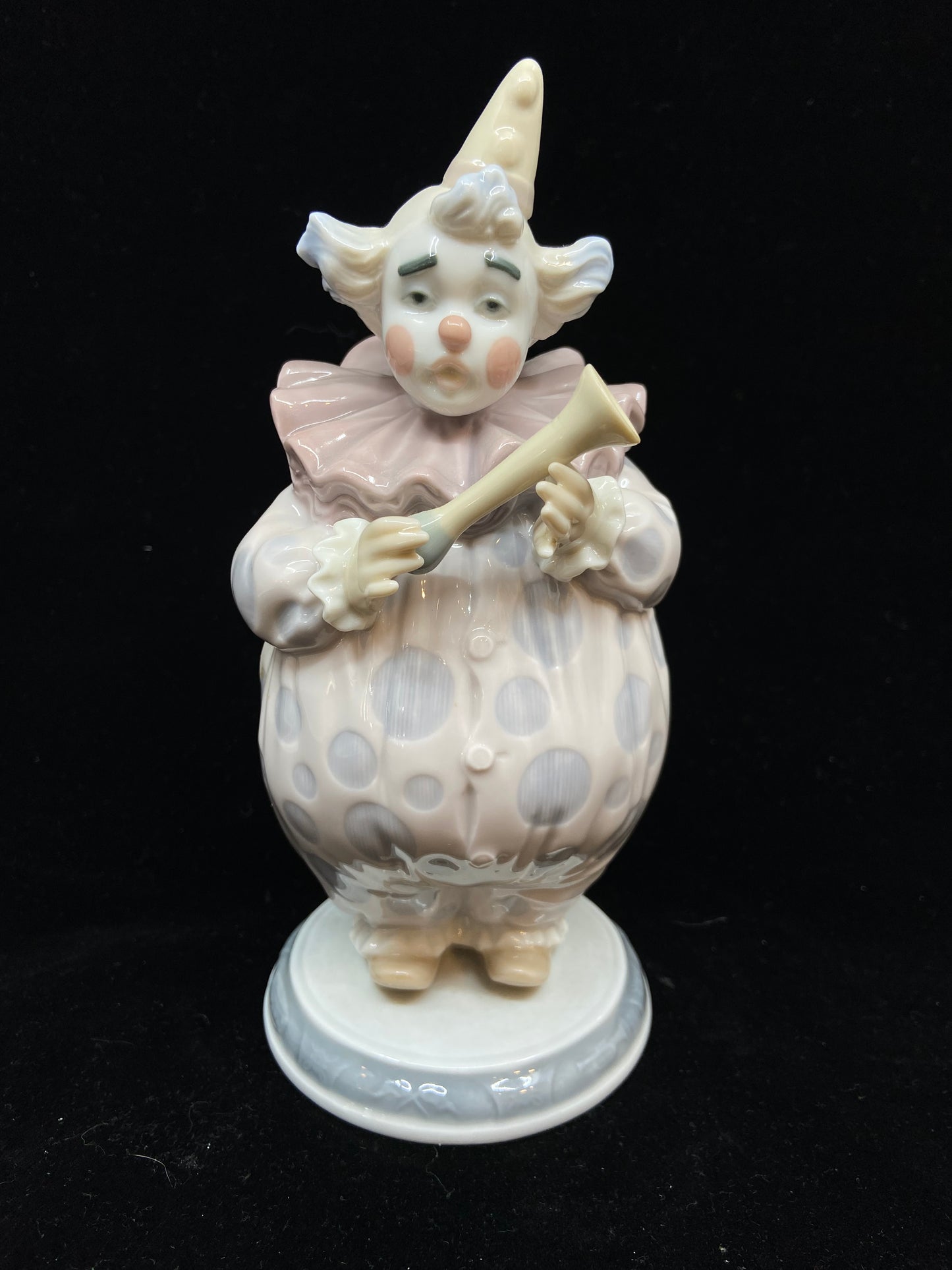 Lladro The Show Begins 2003-08 Clown Porcelain Figurine #6983 (W2L2BL)