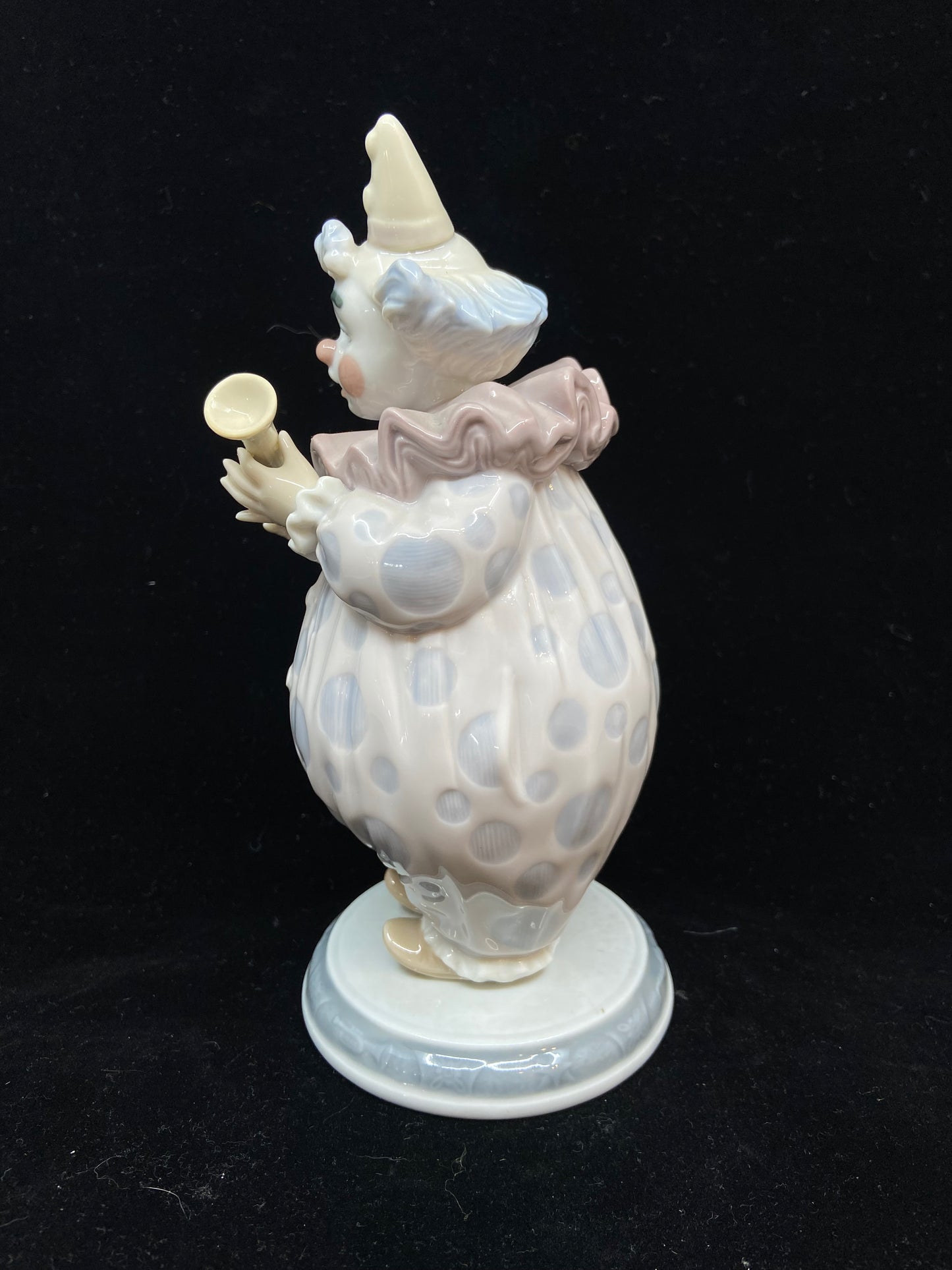 Lladro The Show Begins 2003-08 Clown Porcelain Figurine #6983 (W2L2BL)