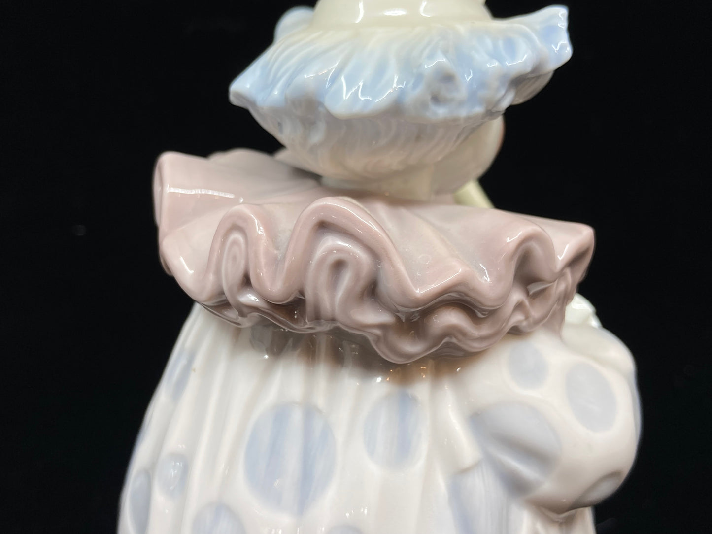 Lladro The Show Begins 2003-08 Clown Porcelain Figurine #6983 (W2L2BL)