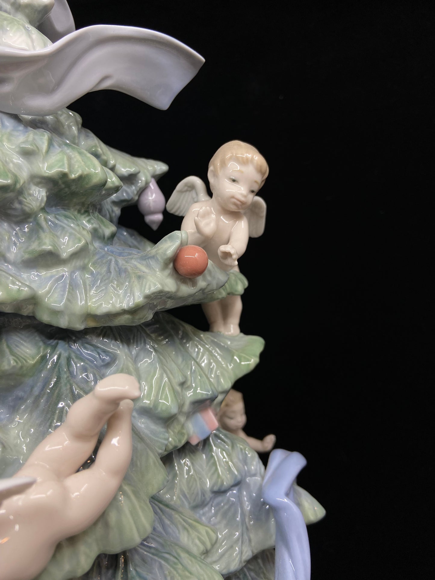 Lladro #8477 Limited Edition Great Christmas Tree 132/2000 (TSGBVD)