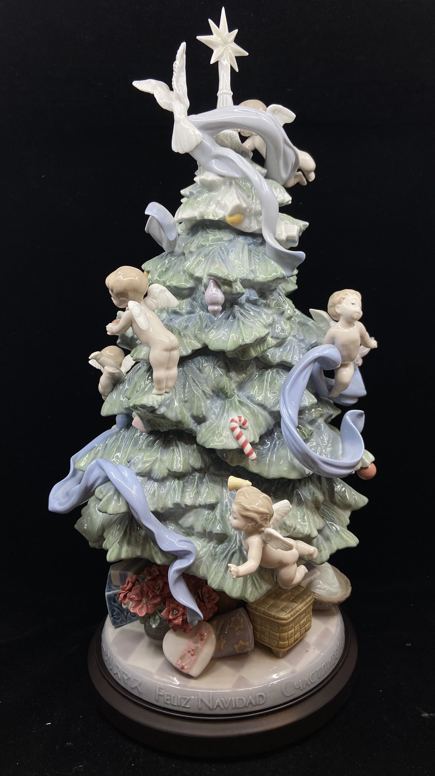 Lladro #8477 Limited Edition Great Christmas Tree 132/2000 (TSGBVD)