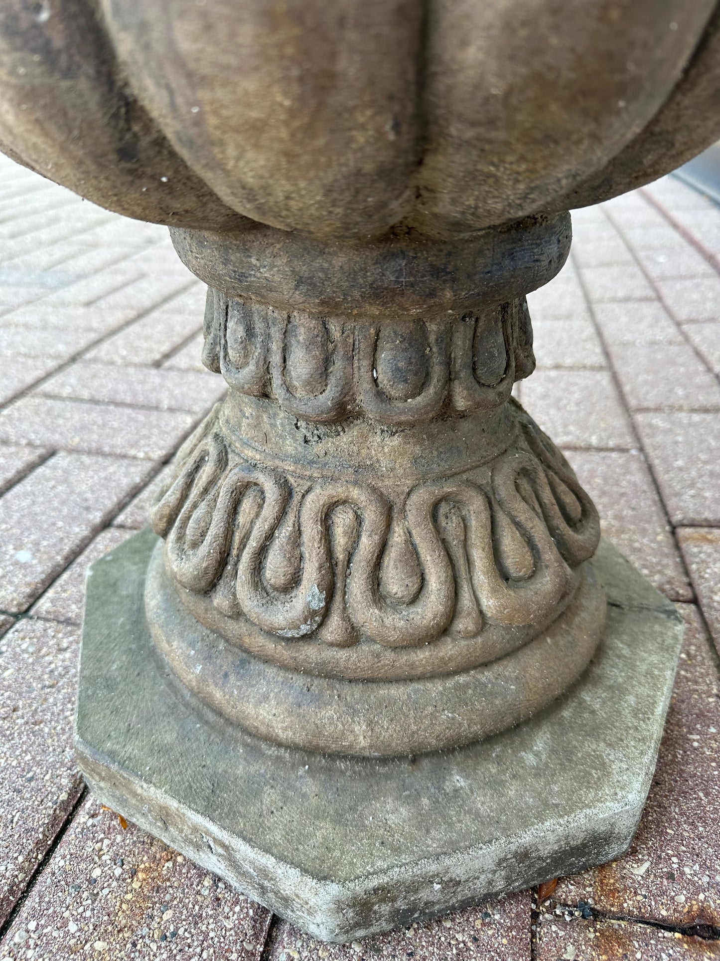 Vintage Pair of Cement Urns (2NL9RT)