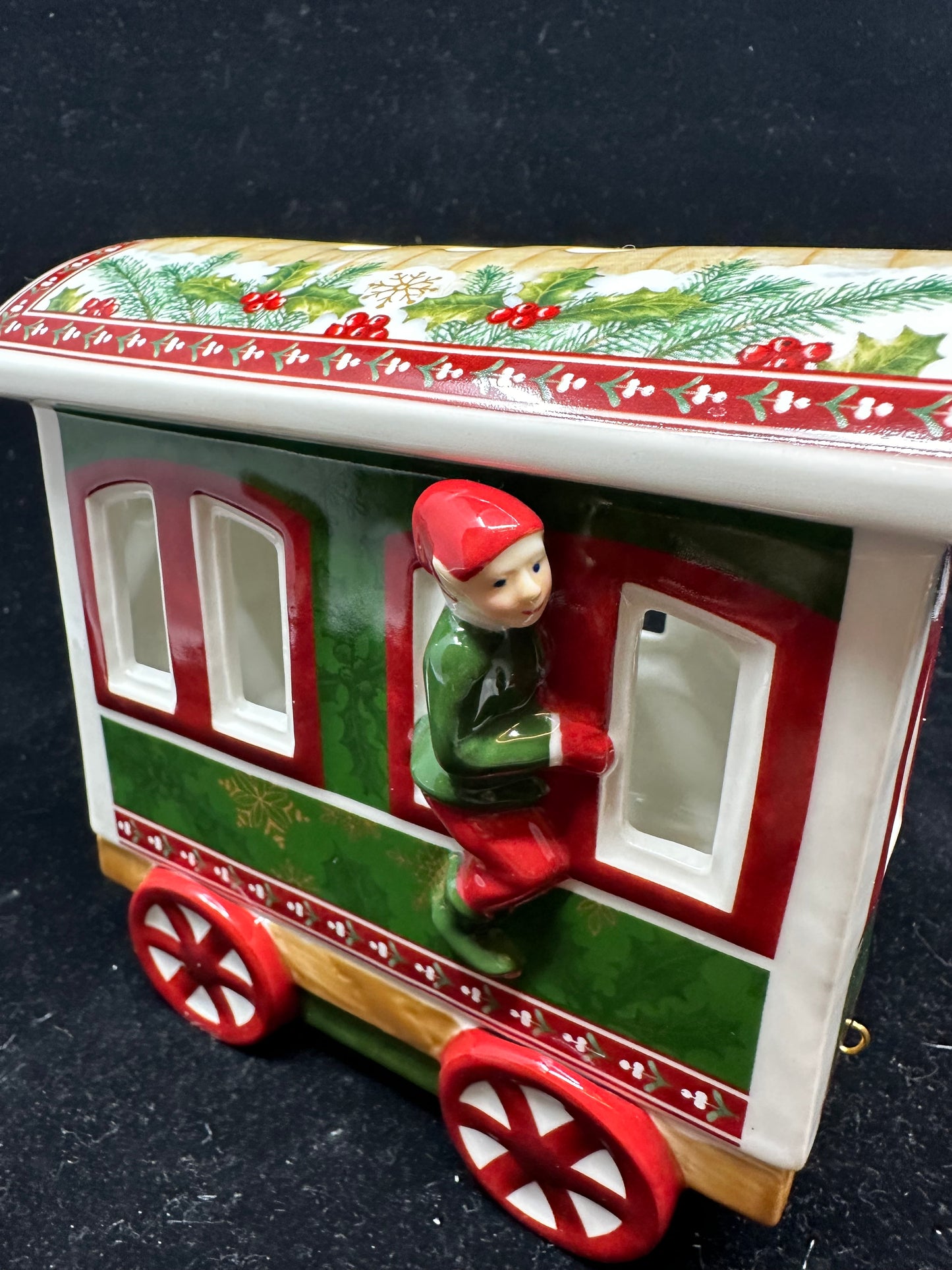 Villeroy and Boch Toys North Pole Express Train (SWYGC2)