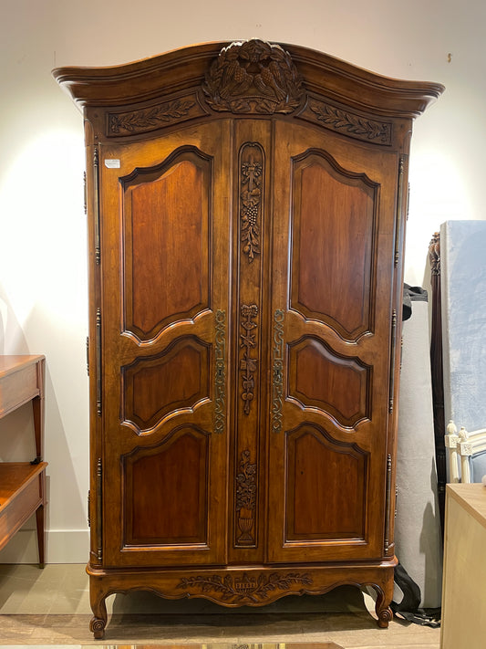 Large French Provincial Armoire/Media Cabinet (01D003)