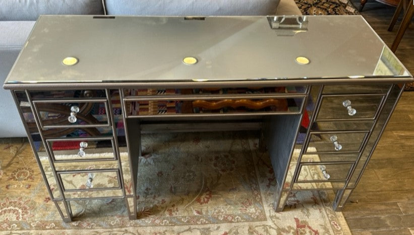 6 Drawer Mirrored Desk (PGP8T3)